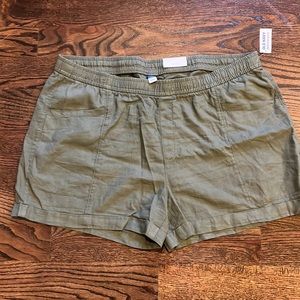 Old Navy Green Linen Shorts NWT Size XL 792010-02-1